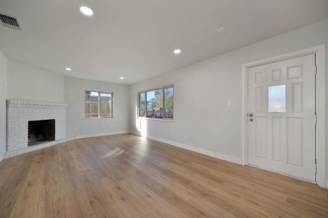 6310 38th Ave, Sacramento, CA 95824