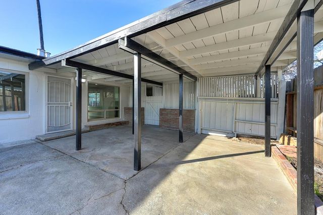 6310 38th Ave, Sacramento, CA 95824