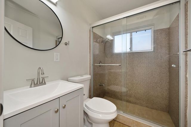 6310 38th Ave, Sacramento, CA 95824