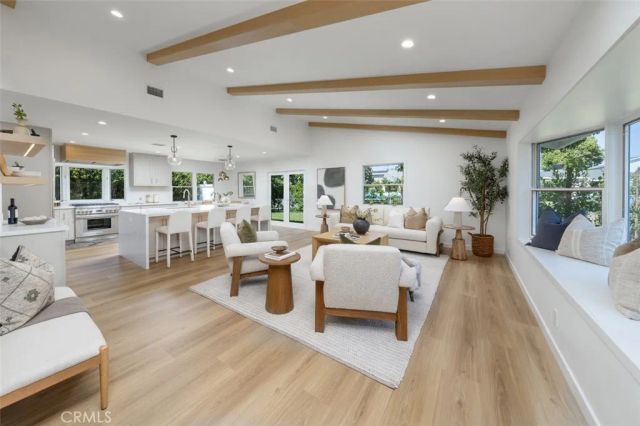 1789 Rogers Place, Costa Mesa, CA 92627