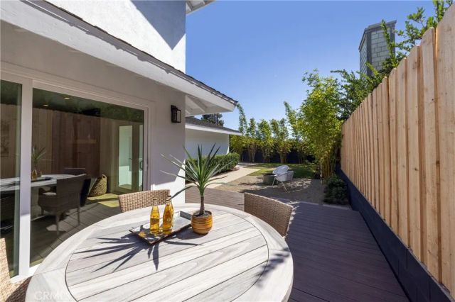 1789 Rogers Place, Costa Mesa, CA 92627
