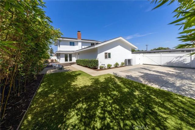 1789 Rogers Place, Costa Mesa, CA 92627