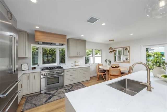 1789 Rogers Place, Costa Mesa, CA 92627