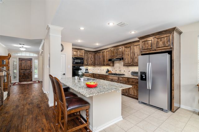 2114 Fairway Woods Drive, Wylie, TX 75098