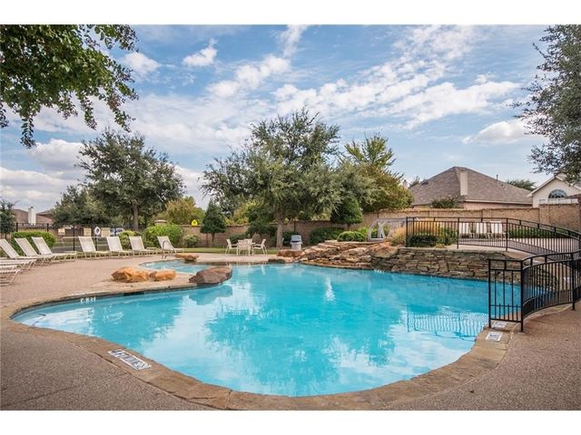 2114 Fairway Woods Drive, Wylie, TX 75098