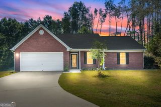 126 Elmwood Drive, Hampton, GA 30228