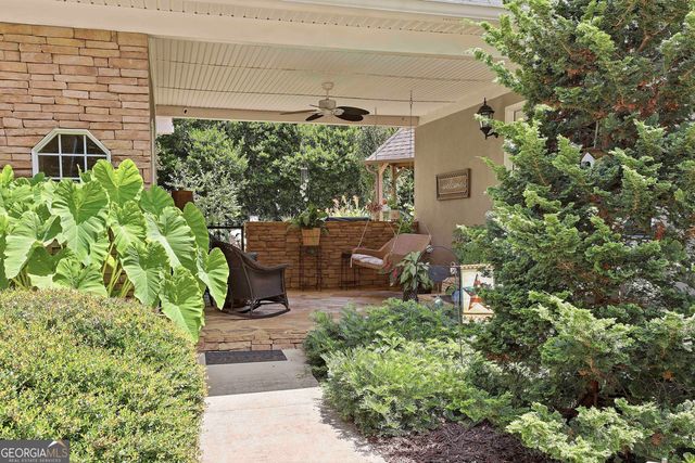 20 Clubview Court, Newnan, GA 30265