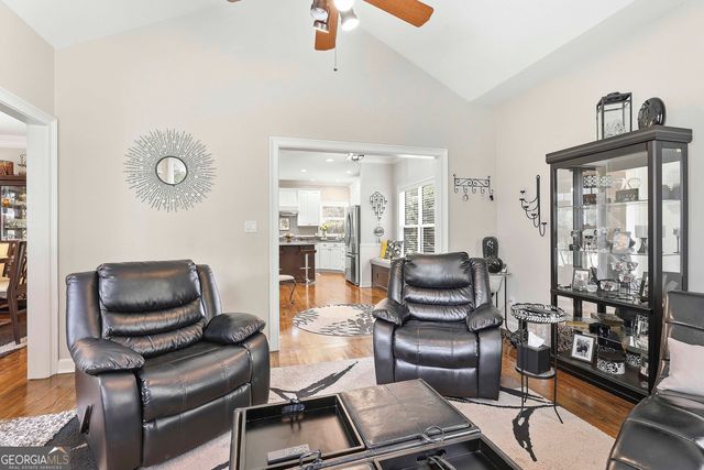 20 Clubview Court, Newnan, GA 30265