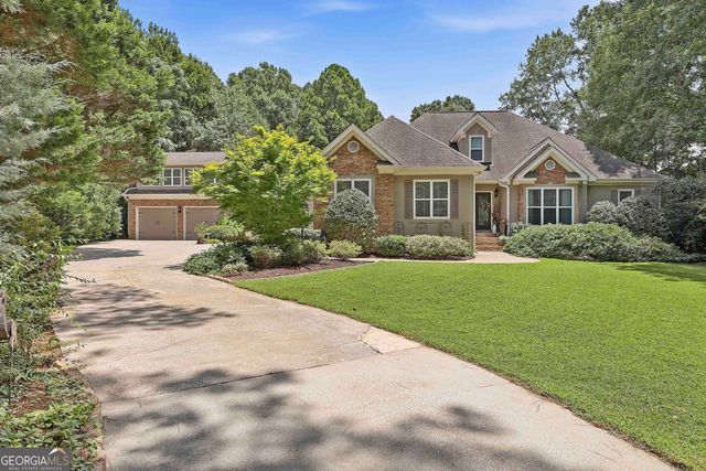 20 Clubview Court, Newnan, GA 30265