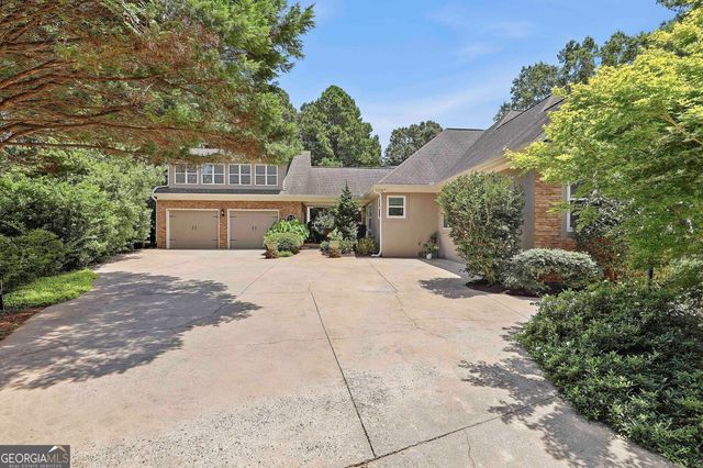 20 Clubview Court, Newnan, GA 30265