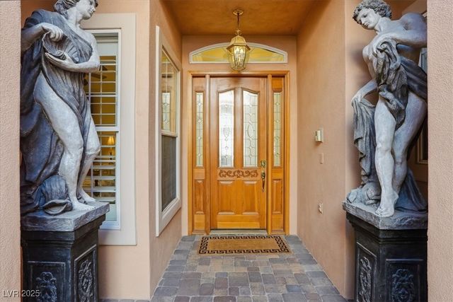 277 Dark Forest Avenue, Las Vegas, NV 89123