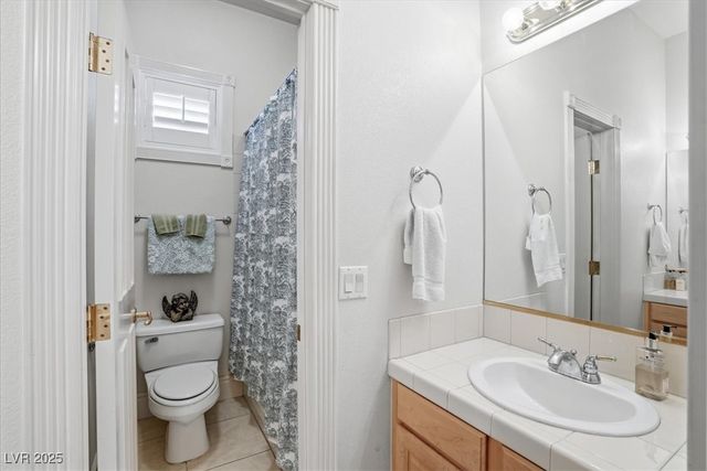 277 Dark Forest Avenue, Las Vegas, NV 89123