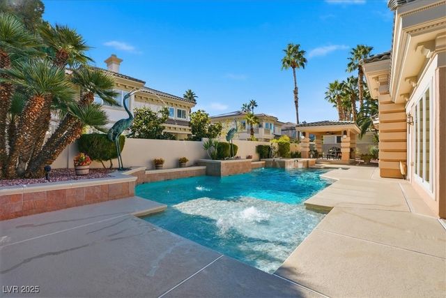 277 Dark Forest Avenue, Las Vegas, NV 89123