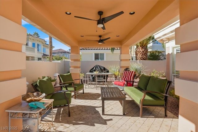 277 Dark Forest Avenue, Las Vegas, NV 89123