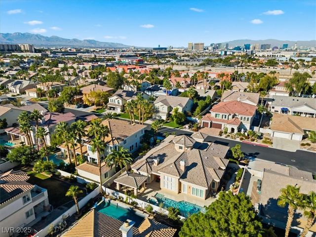 277 Dark Forest Avenue, Las Vegas, NV 89123