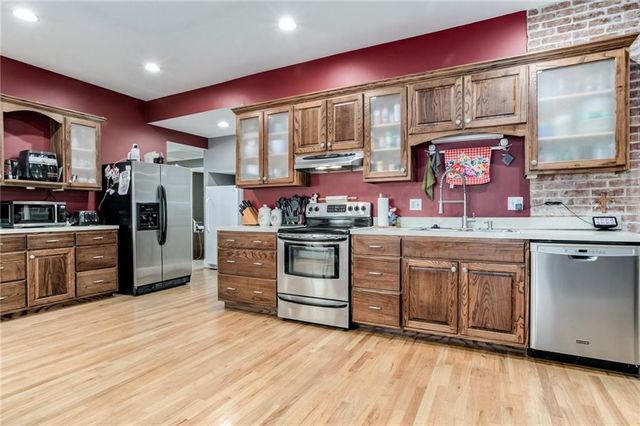 516 Parker Avenue, Osawatomie, KS 66064