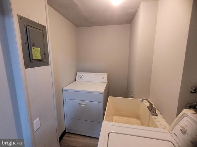 707 SAINT MARYS DR, Steelton, PA 17113