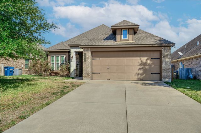15317 Lowry Meadow Lane, College Station, TX 77845