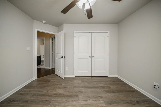 15317 Lowry Meadow Lane, College Station, TX 77845