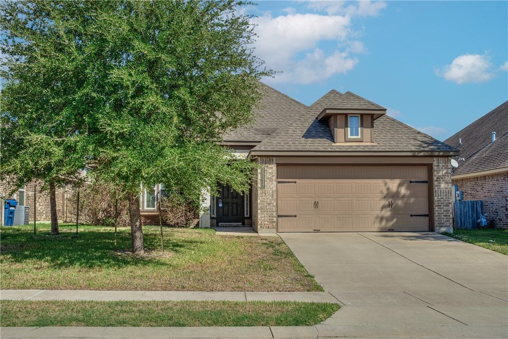 15317 Lowry Meadow Lane, College Station, TX 77845