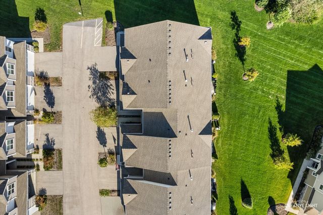 1032 Moraine Drive, South Elgin, IL 60177