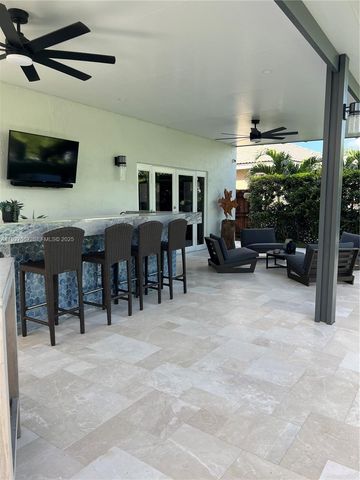 16551 SW 75th St, Miami, FL 33193