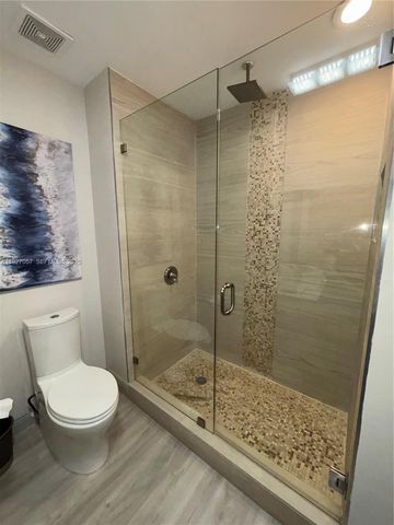 16551 SW 75th St, Miami, FL 33193