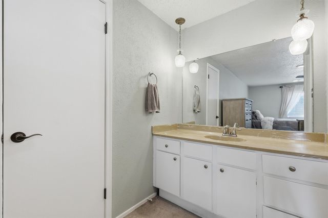2601 Raintree Drive, Plano, TX 75074