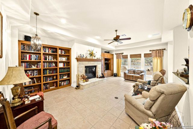 130 Grey Mist, Spring Branch, TX 78070