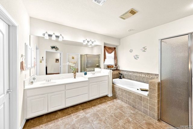 130 Grey Mist, Spring Branch, TX 78070