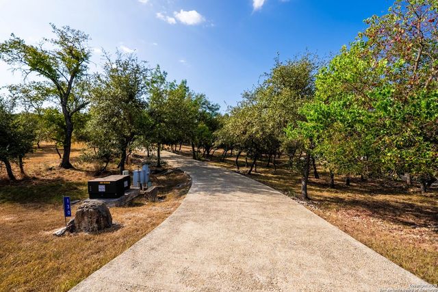 130 Grey Mist, Spring Branch, TX 78070