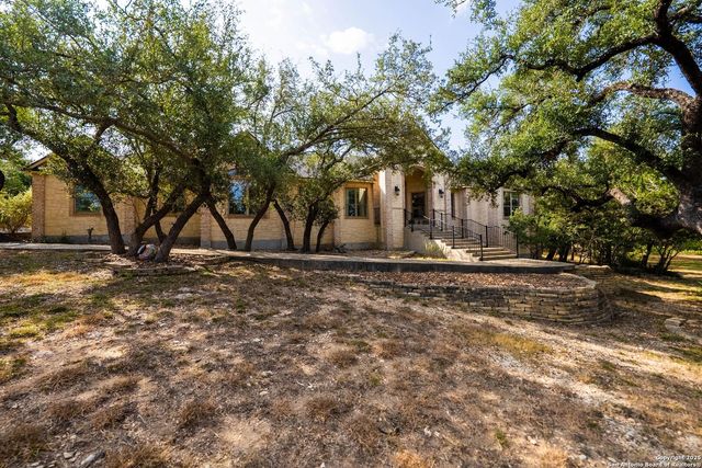 130 Grey Mist, Spring Branch, TX 78070