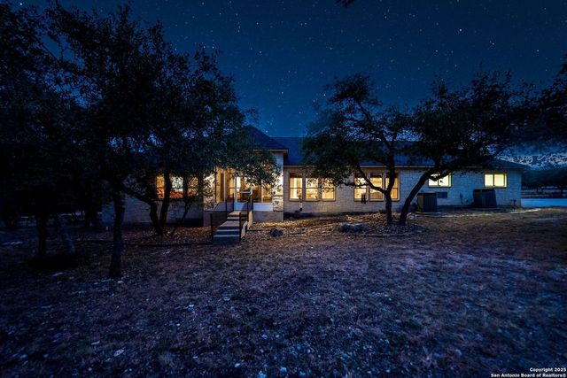 130 Grey Mist, Spring Branch, TX 78070
