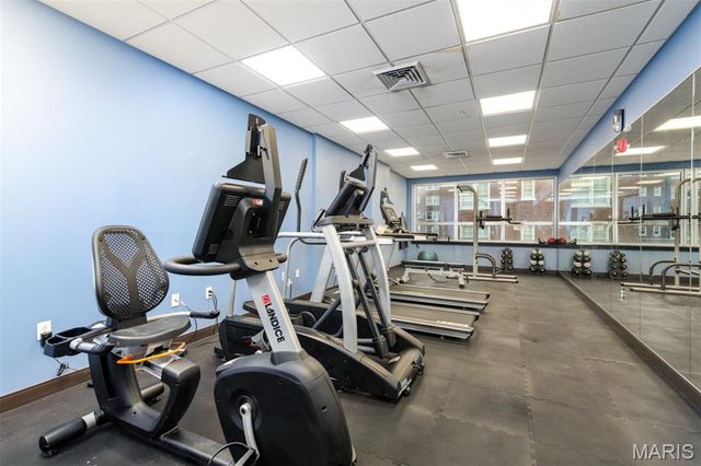 9 N Euclid Avenue 302, St Louis, MO 63108