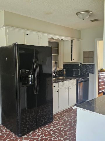 3216 DOTHAN ST, Memphis, TN 38118