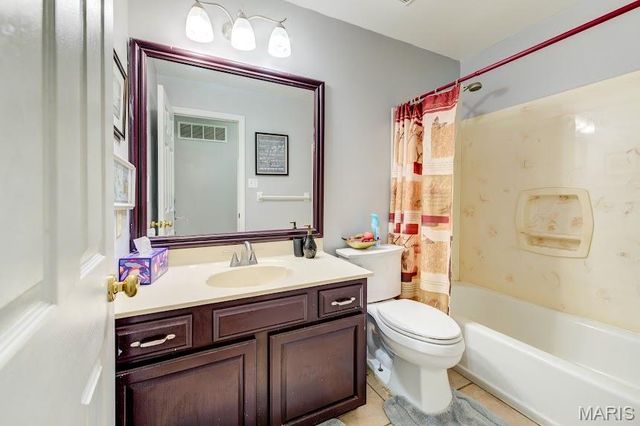 17178 Elm Trail Drive, Eureka, MO 63025
