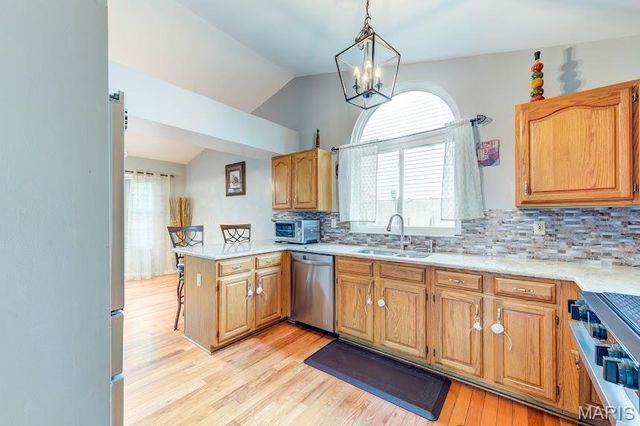 17178 Elm Trail Drive, Eureka, MO 63025
