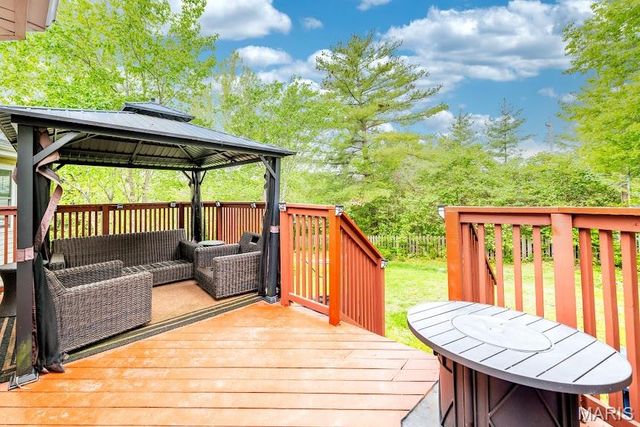 17178 Elm Trail Drive, Eureka, MO 63025