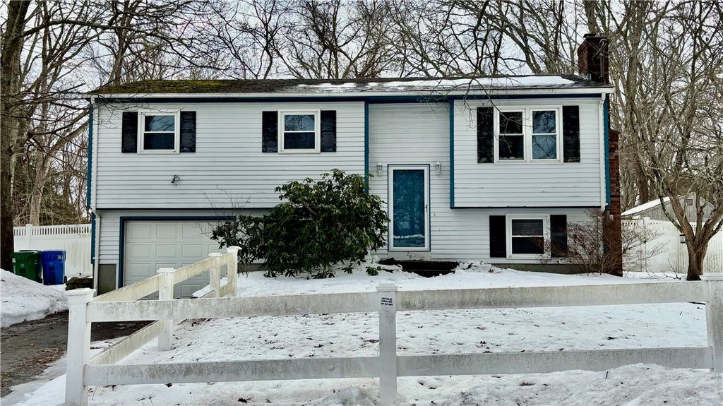 24 Greenwood Drive, South Kingstown, RI 02879