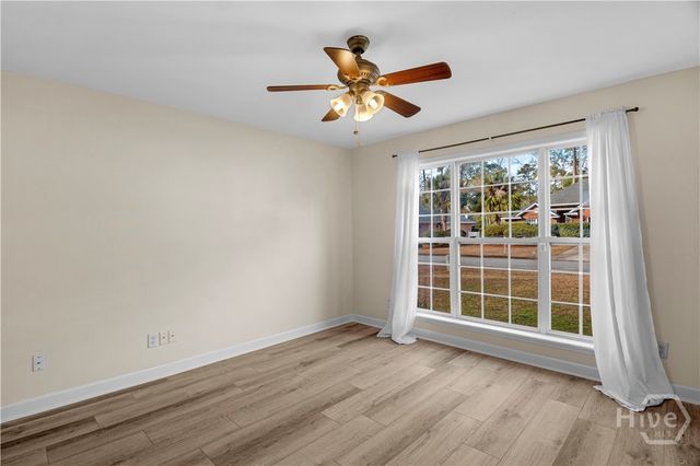 102 Egrets Way Lane, Richmond Hill, GA 31324