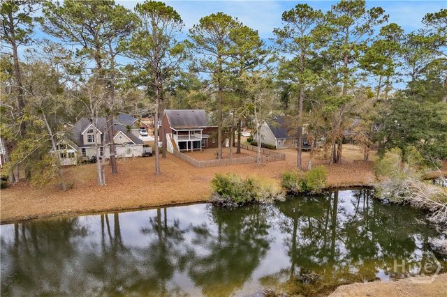 102 Egrets Way Lane, Richmond Hill, GA 31324