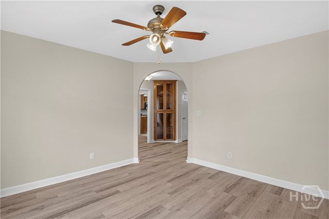 102 Egrets Way Lane, Richmond Hill, GA 31324