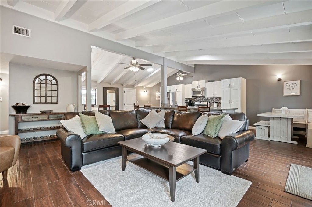19836 Hamlin Street, Woodland Hills, CA 91367