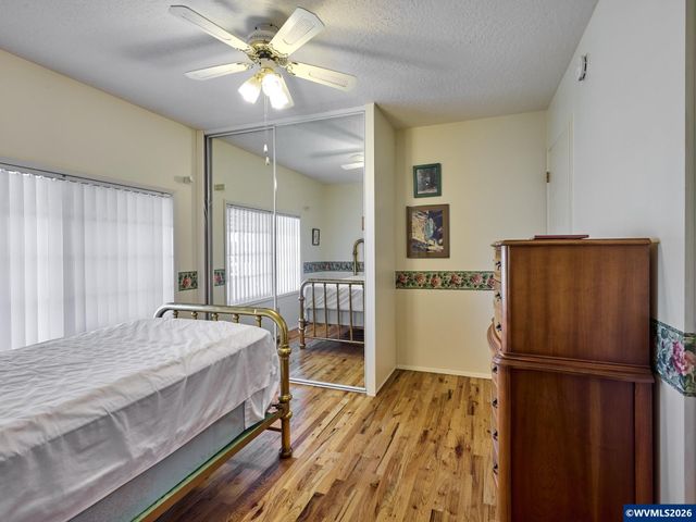 1010 Randolph Rd, Woodburn, OR 97071