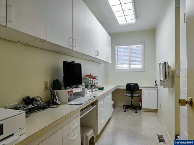 1010 Randolph Rd, Woodburn, OR 97071