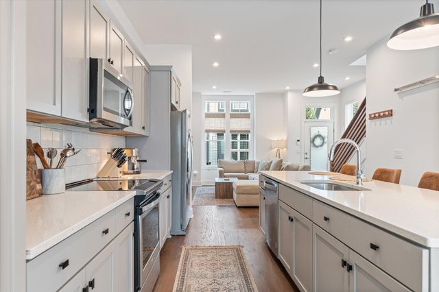 645 Nashua Ln Unit 106, Nashville, TN 37209