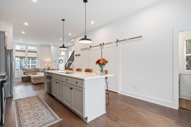 645 Nashua Ln Unit 106, Nashville, TN 37209