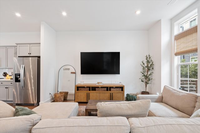 645 Nashua Ln Unit 106, Nashville, TN 37209