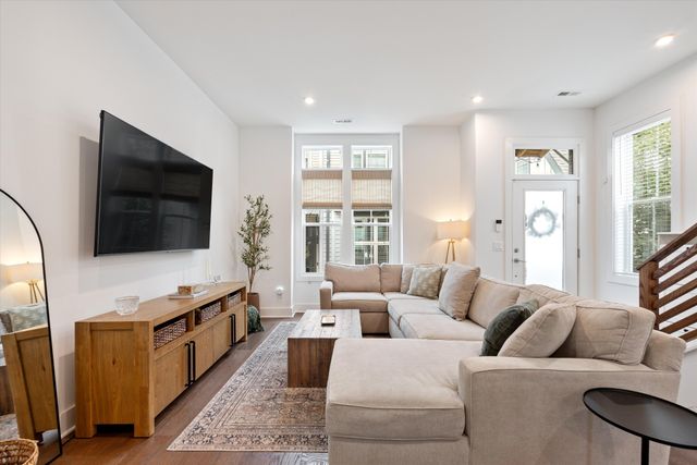 645 Nashua Ln Unit 106, Nashville, TN 37209