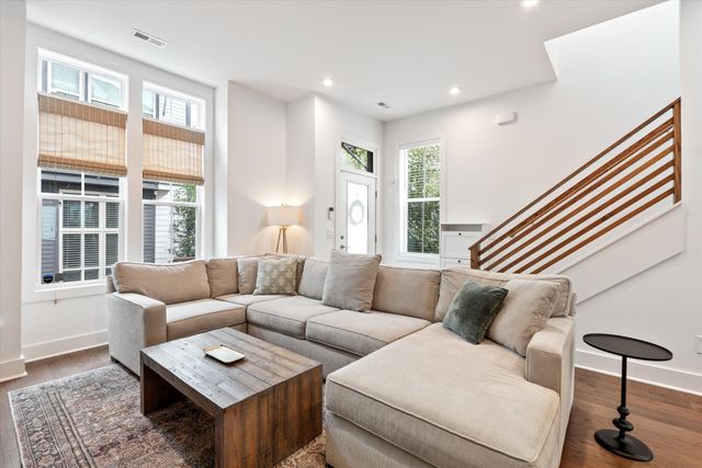 645 Nashua Ln Unit 106, Nashville, TN 37209